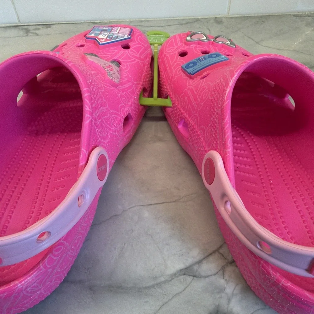CROCS j4 theme